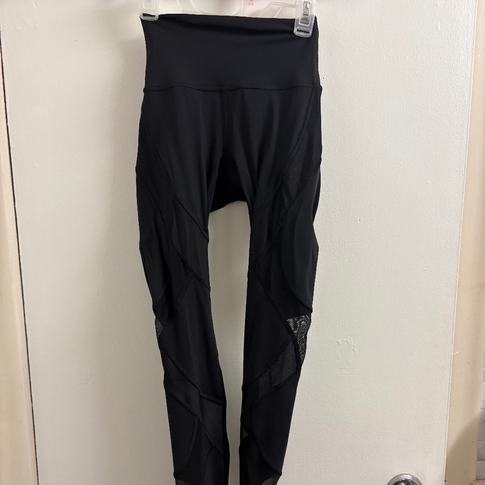 Lululemon mesh leggings
